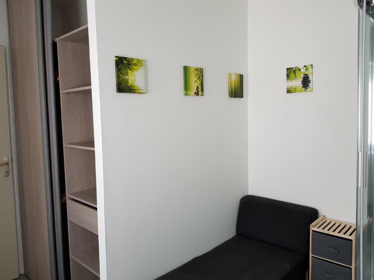 Apartamento Loft Marie-Stuart Wassy Exterior foto